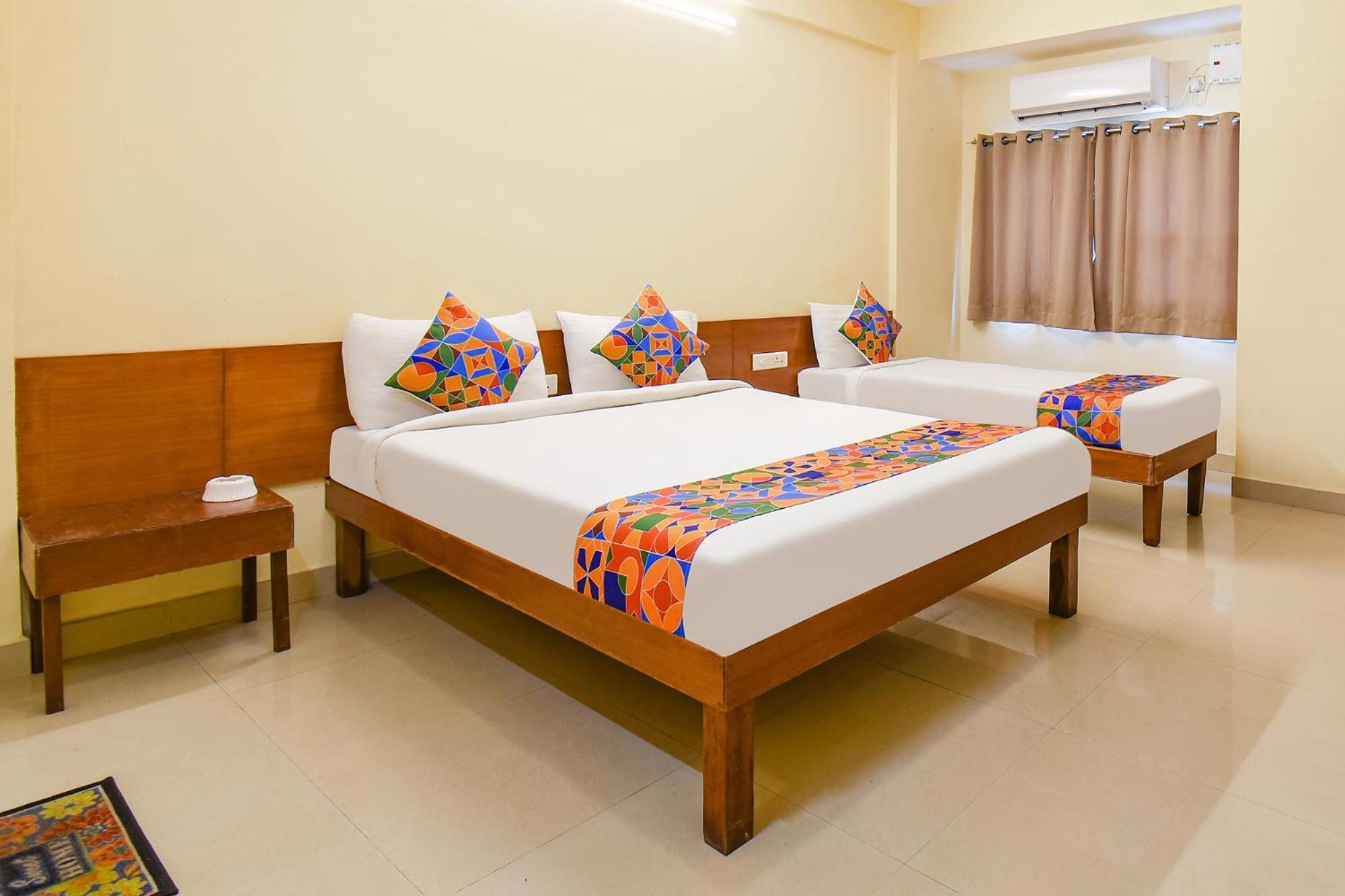Fabhotel Prime Yash Residency - Nr Lonavala Railway Station Dış mekan fotoğraf
