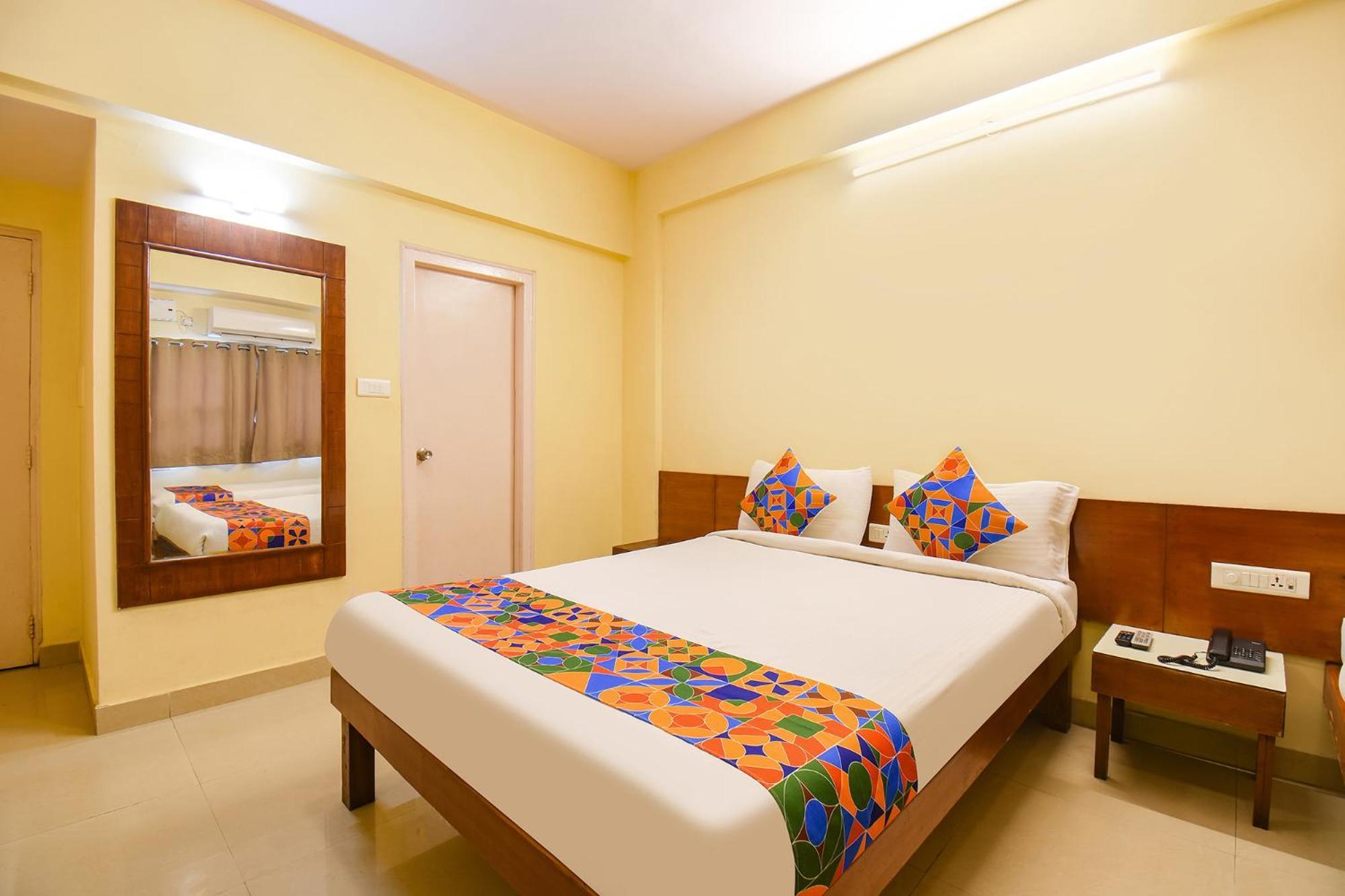 Fabhotel Prime Yash Residency - Nr Lonavala Railway Station Dış mekan fotoğraf