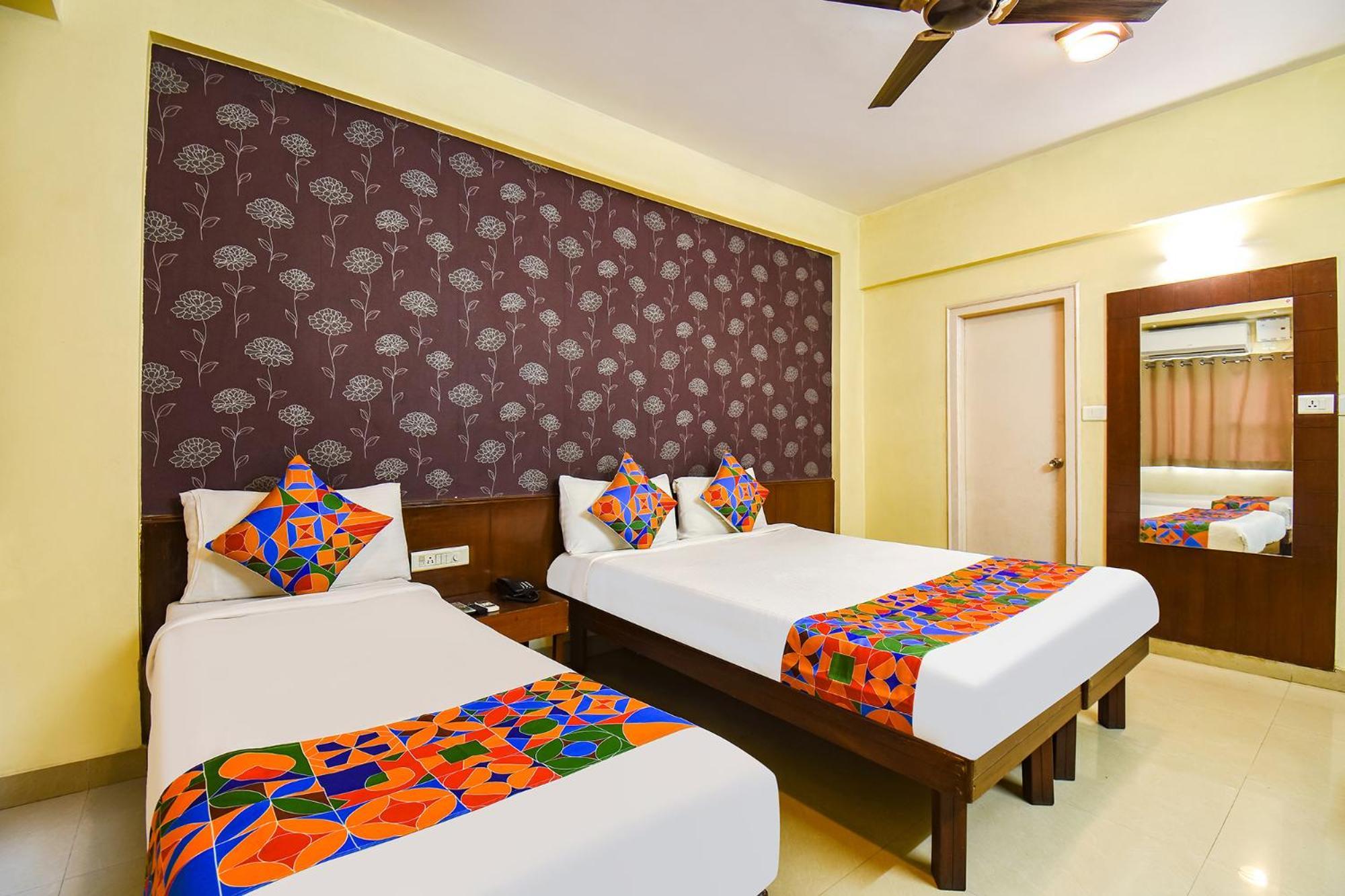 Fabhotel Prime Yash Residency - Nr Lonavala Railway Station Dış mekan fotoğraf