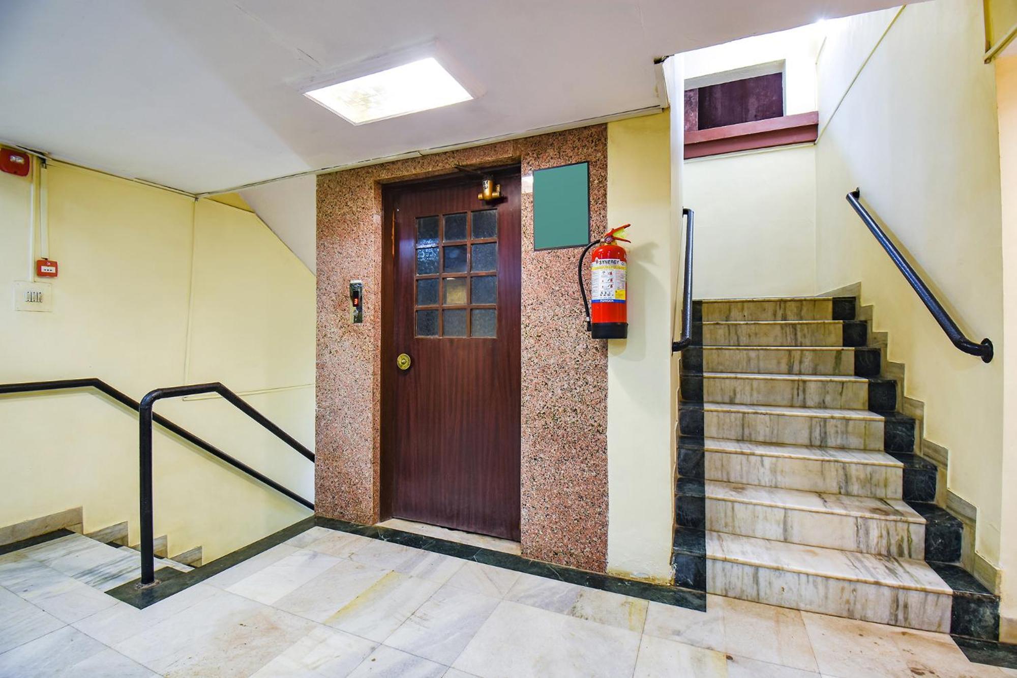 Fabhotel Prime Yash Residency - Nr Lonavala Railway Station Dış mekan fotoğraf
