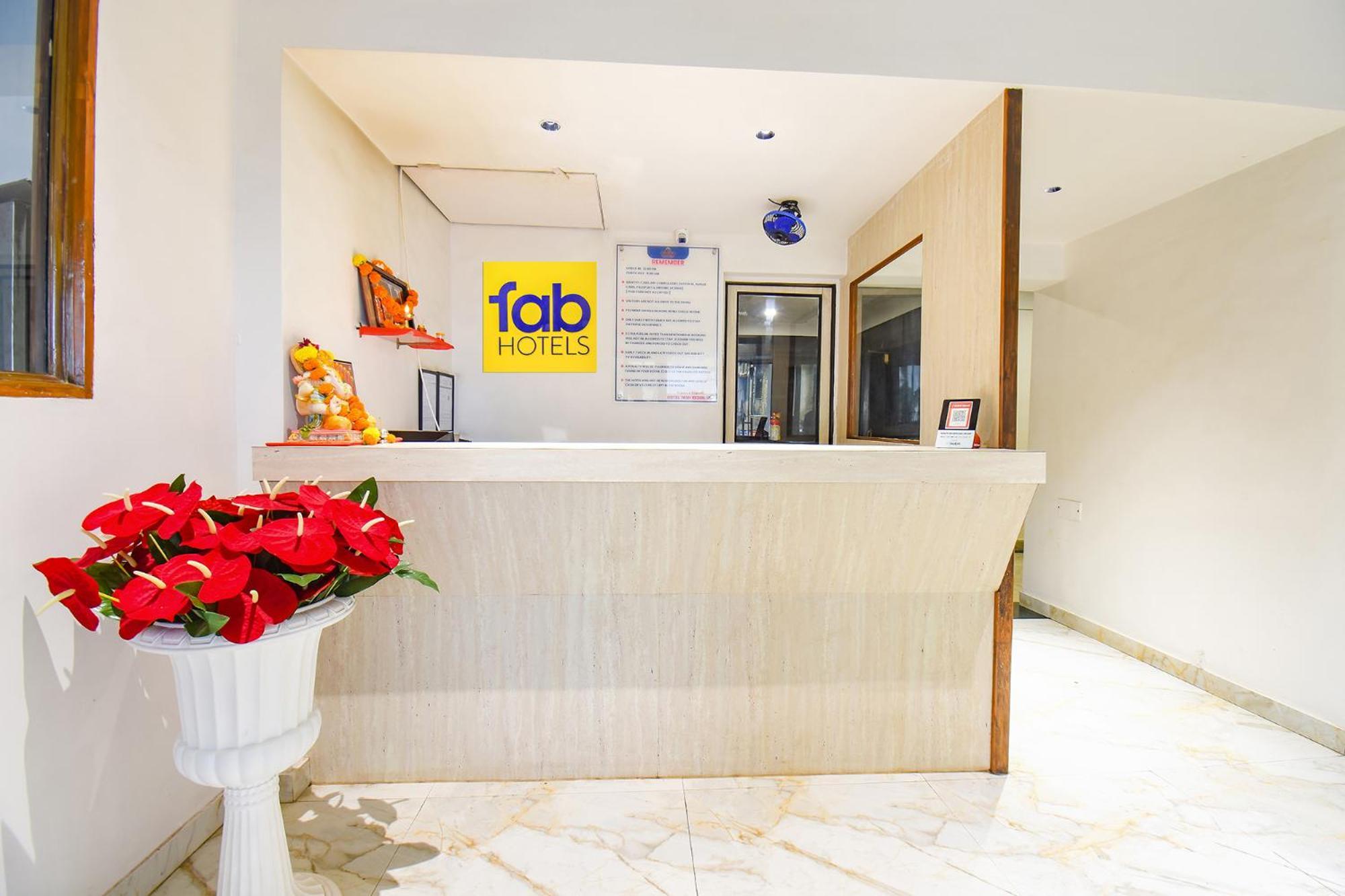 Fabhotel Prime Yash Residency - Nr Lonavala Railway Station Dış mekan fotoğraf