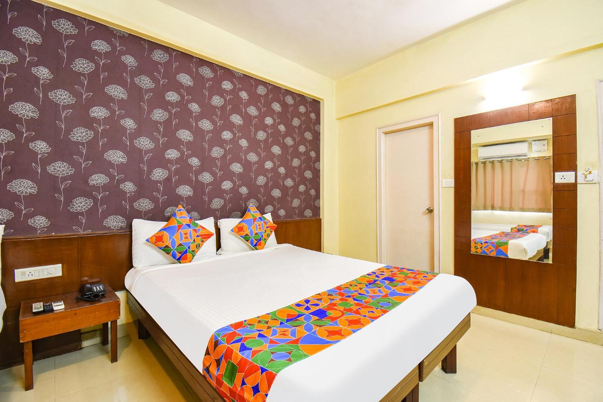 Fabhotel Prime Yash Residency - Nr Lonavala Railway Station Dış mekan fotoğraf