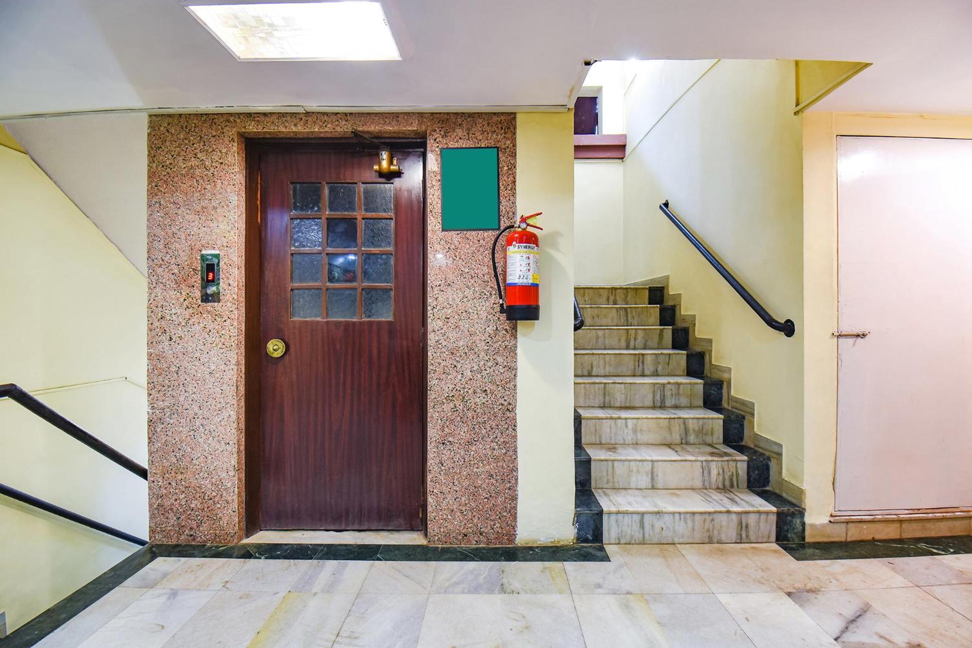 Fabhotel Prime Yash Residency - Nr Lonavala Railway Station Dış mekan fotoğraf